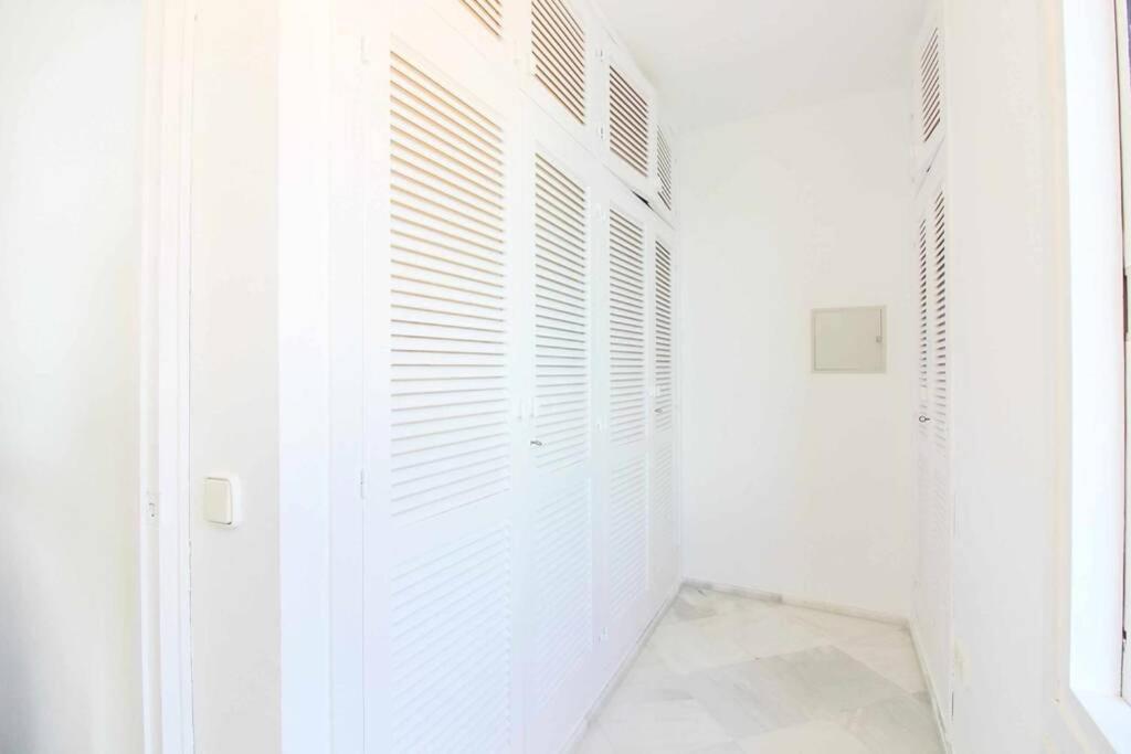 Apartamento Con Piscina - Anfiteatro 칼페 외부 사진